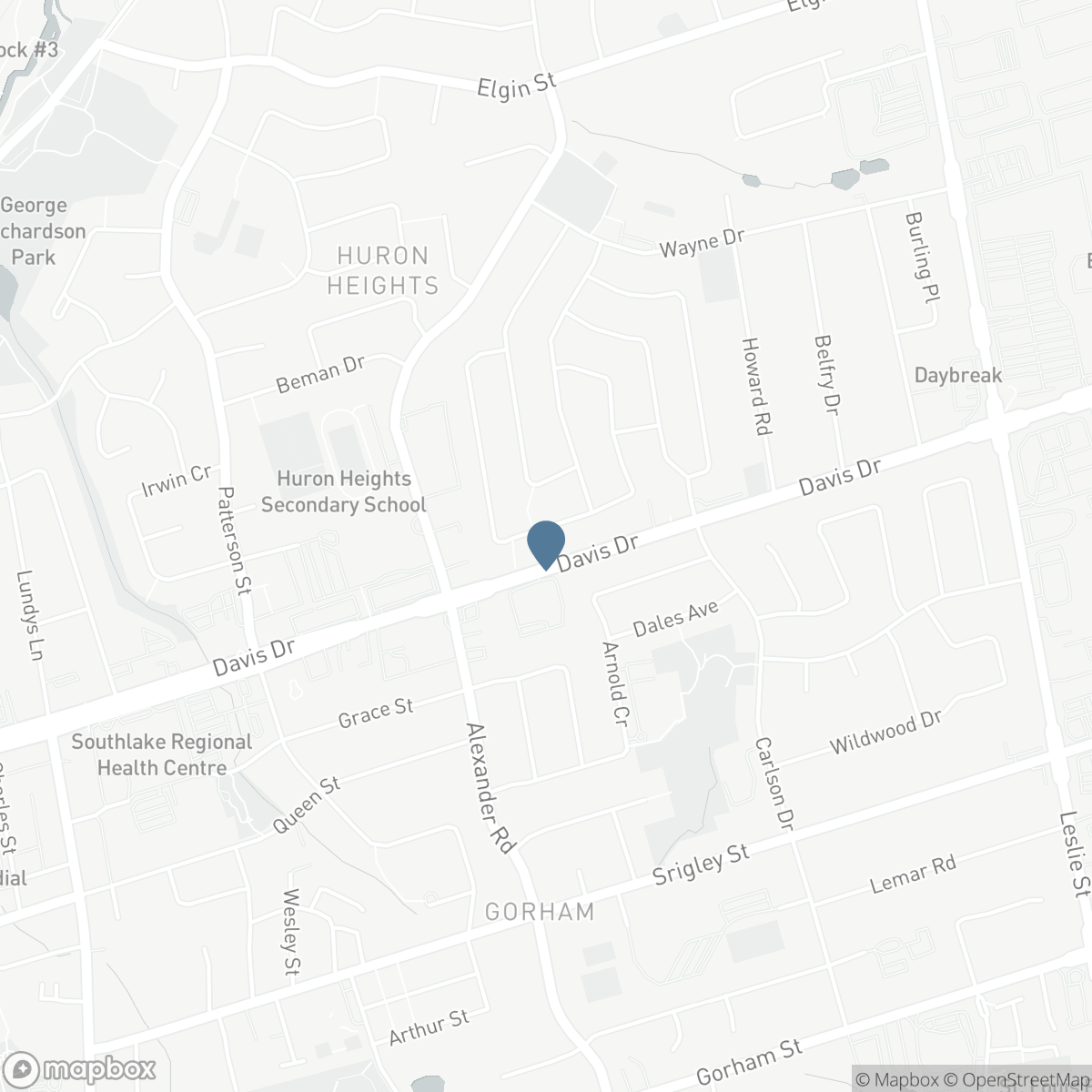 82 EASTMAN CRESCENT, Newmarket, Ontario L3Y 5S2